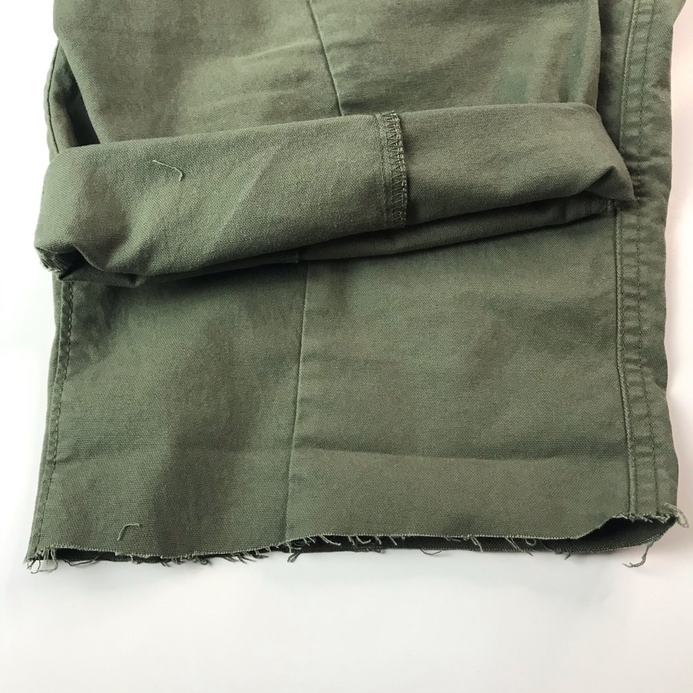 Old Navy Green Cargo Shorts women’s size 8 - Picture 5 of 8